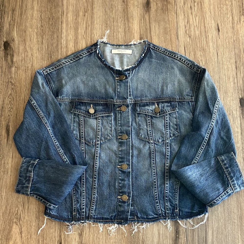 FIDELITY DENIM SAMPLE Medium Wash Cropped Frayed “Undone” Denim Jean Jacket.